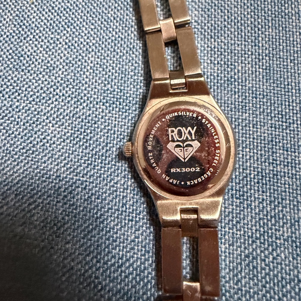 Roxy Y2K Rhinestone Watch Blue Face Silver Tone Quartz Bracelet - Picture 4 of 5